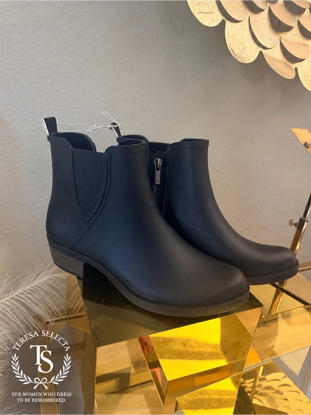 NWOT Lucky Brand Black Rubber Chelsea Rain Ankle Boots Size 8